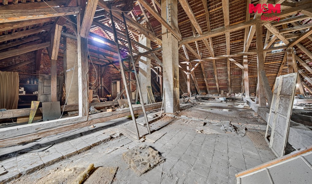 Prodej domu 340 m² s pozemkem 431 m², Studená – náhled fotky 30