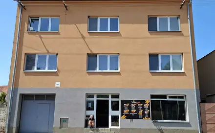 E-veřejná soutěž garáže, kat. území Ždánice, Ždánice