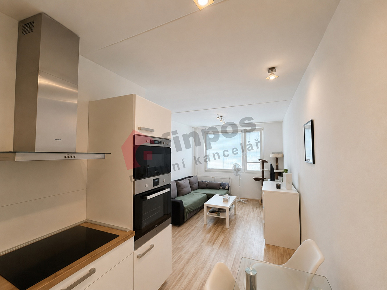 Pronájem bytu 2+kk 41 m² – fotografie 2