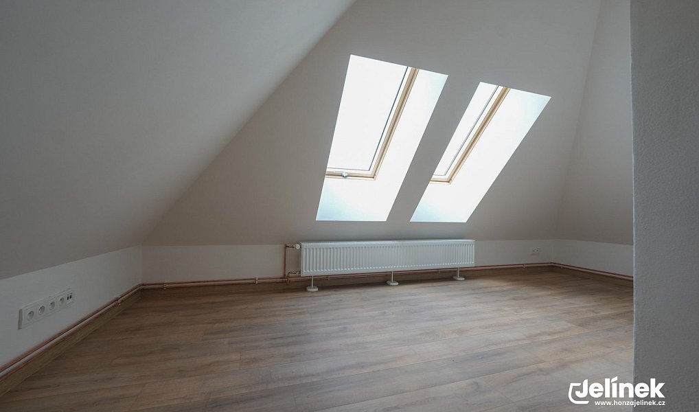 Prodej bytu 4+1 117 m², Polička – náhled fotky 16