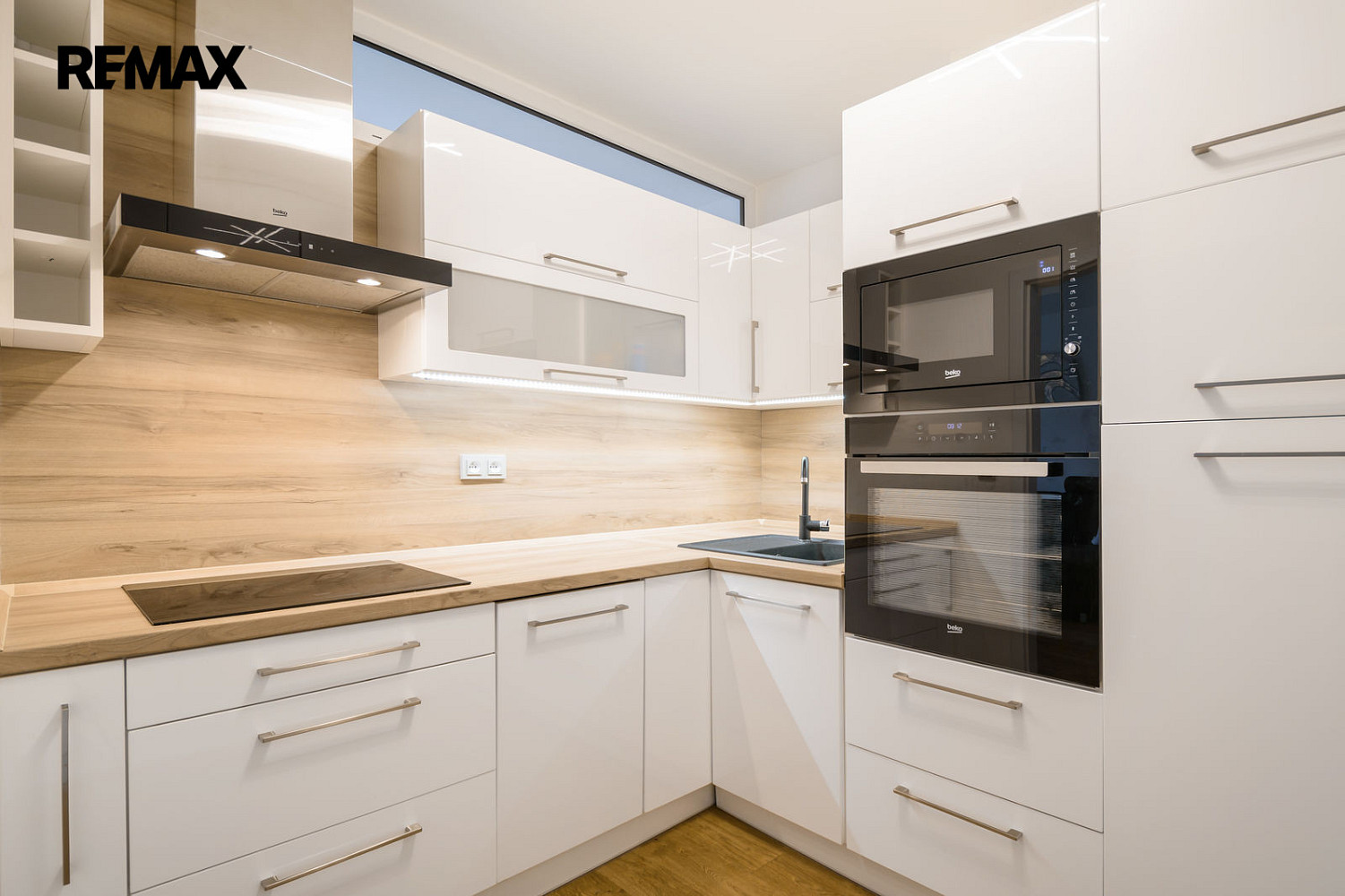Pronájem bytu 2+kk 44 m² - Widok 4