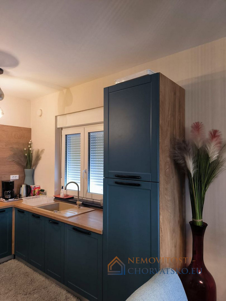 Prodej domu 190 m² s pozemkem 574 m² - Aanzicht 5