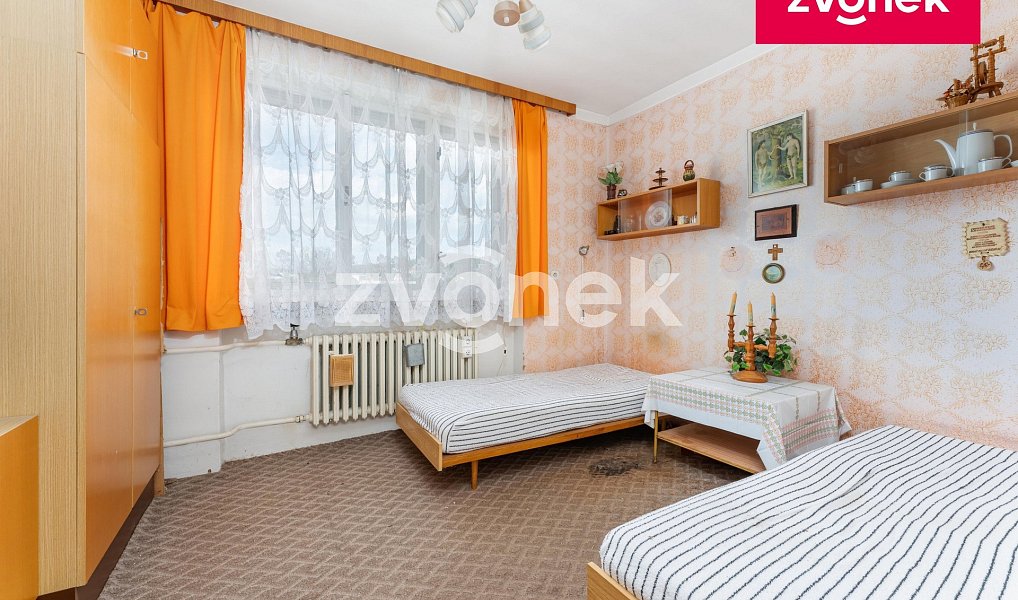Prodej domu 250 m² s pozemkem 1 184 m², Lukov – náhled fotky 12