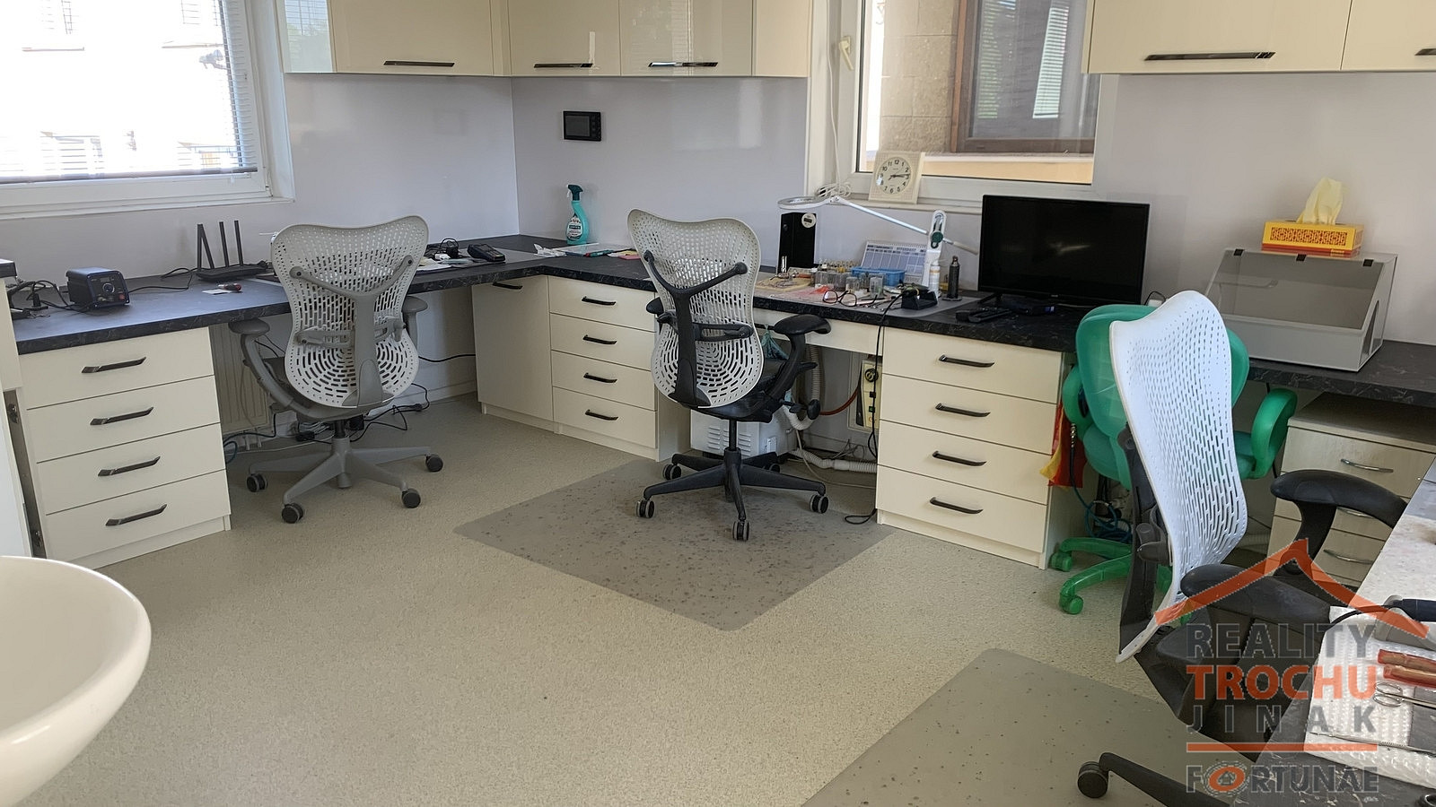 Pronájem obchodních prostor 31 m²