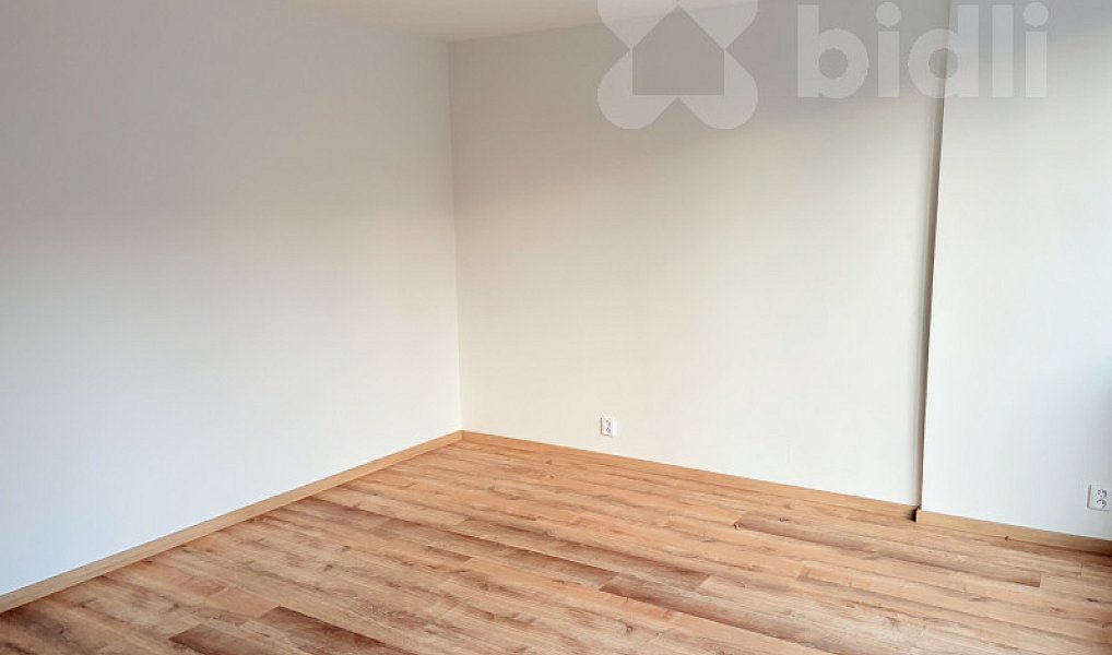 Pronájem bytu 4+1 100 m², Černošice – náhled fotky 12
