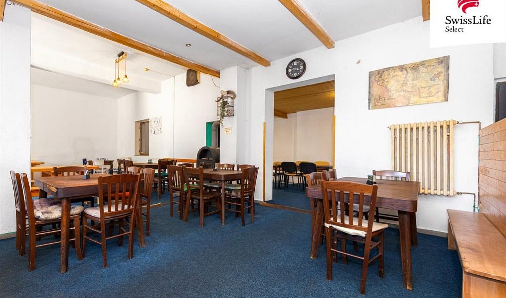 Prodej komerčního objektu (jiného typu) 253 m², Holice – náhled fotky 3