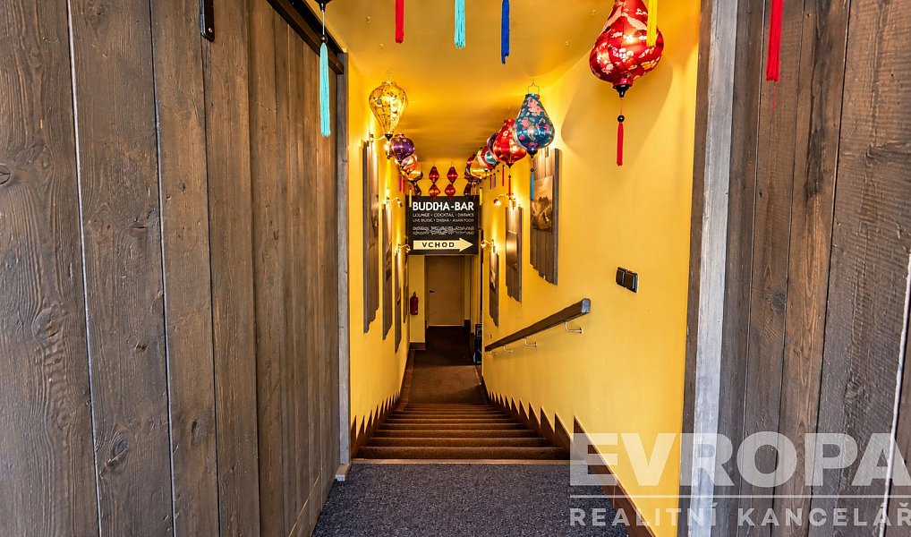 Prodej restaurace 528 m², Harrachov – náhled fotky 7