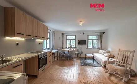 Pronájem domu 114 m² s pozemkem 1 209 m², Dolní Žandov - Úbočí, okres Cheb