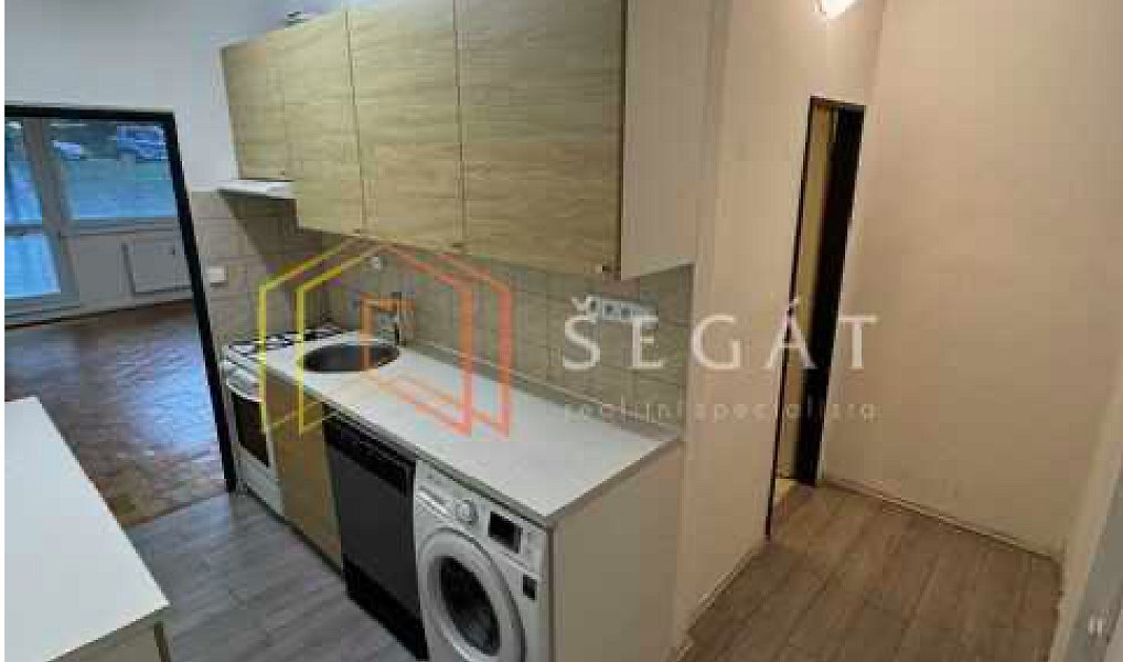 Prodej bytu 1+kk 35 m², Zlín – náhled fotky 7