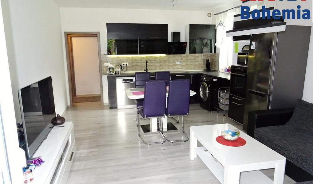 Pronájem bytu 2+kk 49 m², Luštěnice – náhled fotky 2