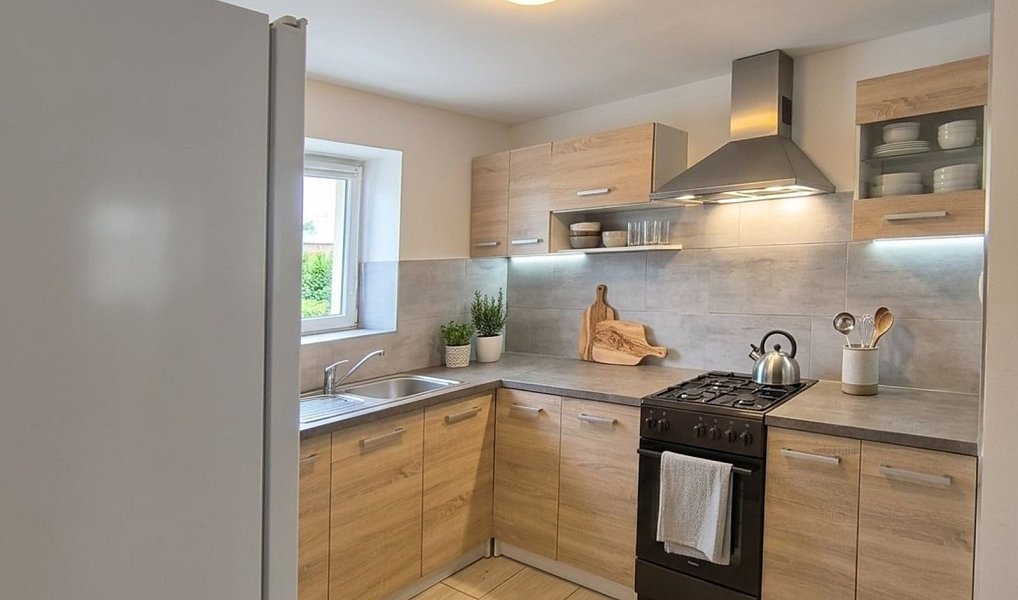 Prodej domu 400 m² s pozemkem 2 476 m², Ledenice – náhled fotky 21
