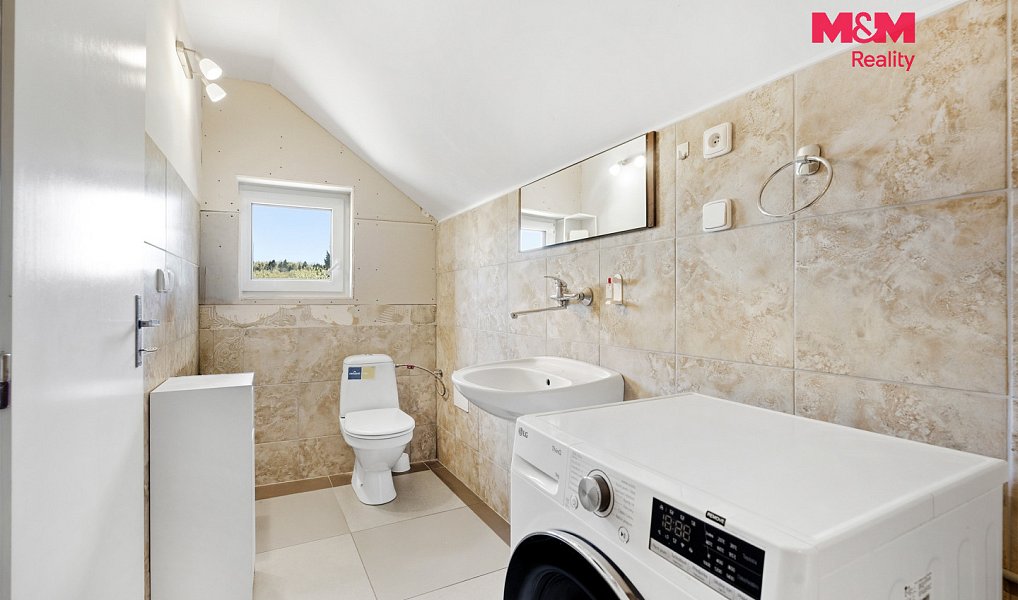 Prodej domu 313 m² s pozemkem 457 m², Železný Brod – náhled fotky 17