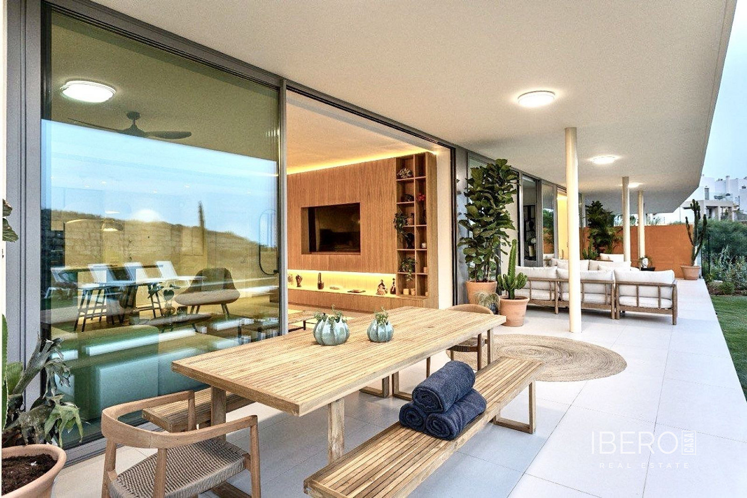 Prodej bytu 4+kk 130 m² — photo 2