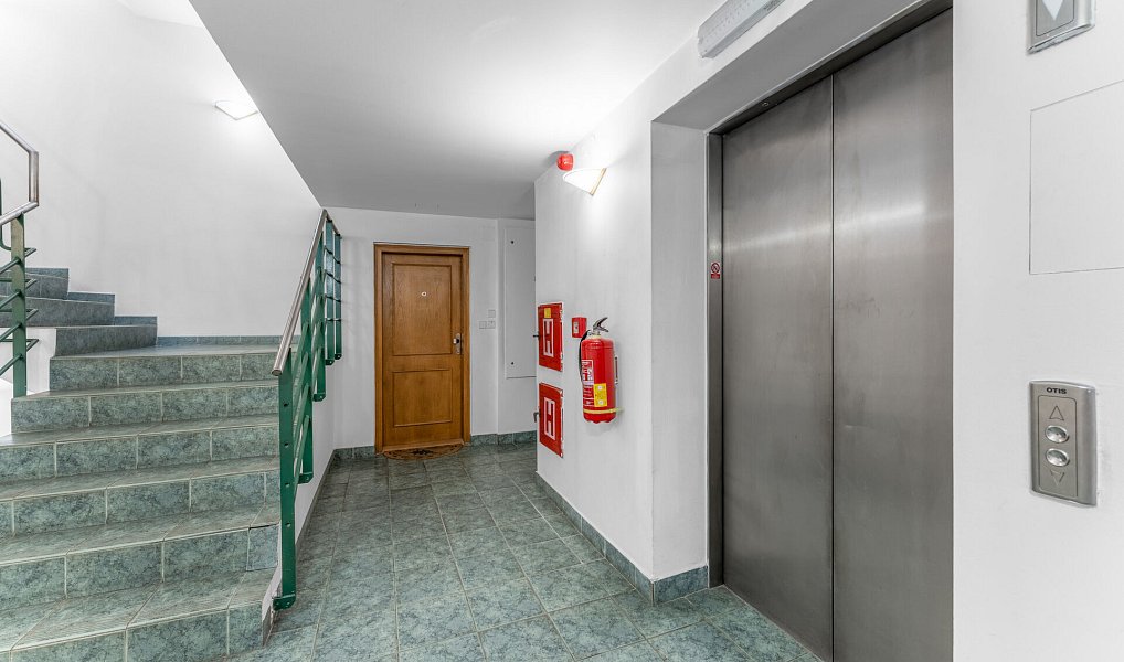 Prodej bytu 4+1 115 m², Praha – náhled fotky 16