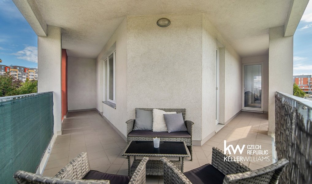 Prodej bytu 4+kk 95 m², Praha – náhled fotky 18