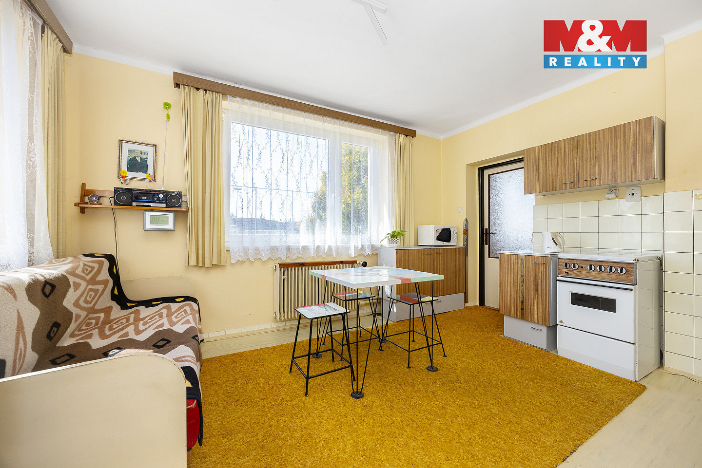 Prodej domu 200 m² s pozemkem 800 m² — photo 2