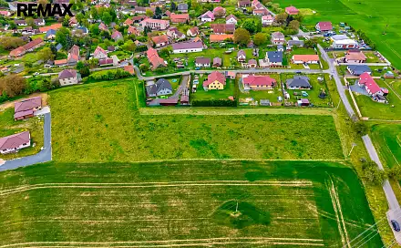 Prodej stavebního pozemku 10 000 m², Zbizuby, okres Kutná Hora