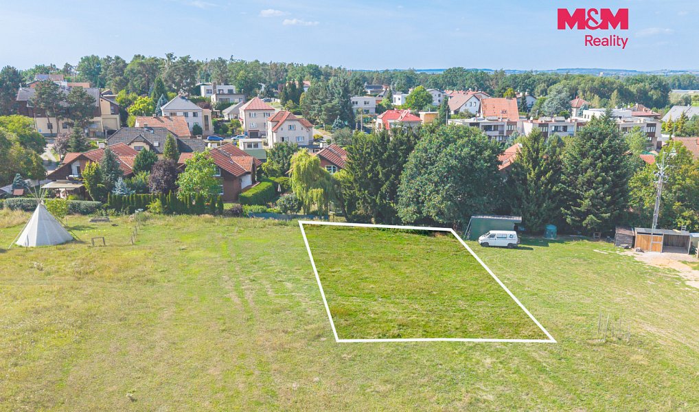 Prodej stavebního pozemku 730 m², Hradec Králové – náhled fotky 3