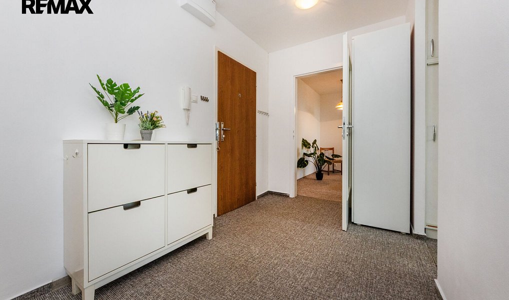 Prodej bytu 3+1 66 m², Praha – náhled fotky 11