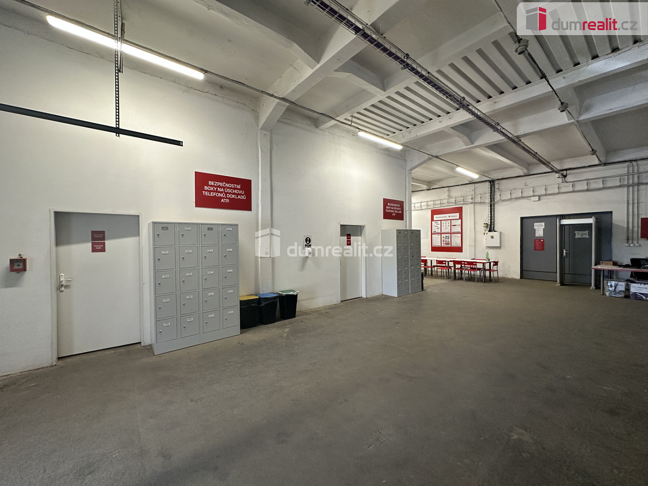 Pronájem skladovacích prostor 3 000 m² — photo 2