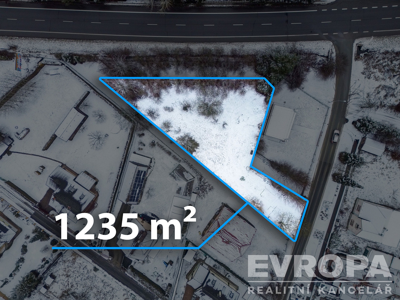 Prodej stavebního pozemku 1 235 m²