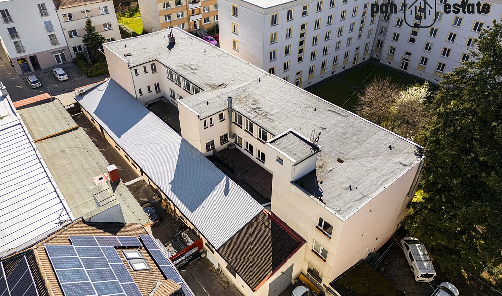 Prodej kanceláře 1 300 m², Zlín – náhled fotky 8