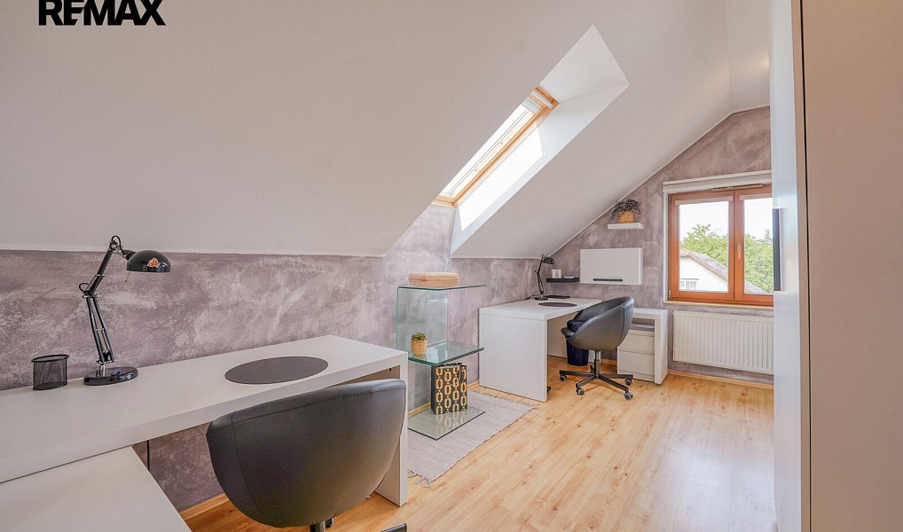 Prodej domu 200 m² s pozemkem 1 161 m², Plzeň – náhled fotky 17