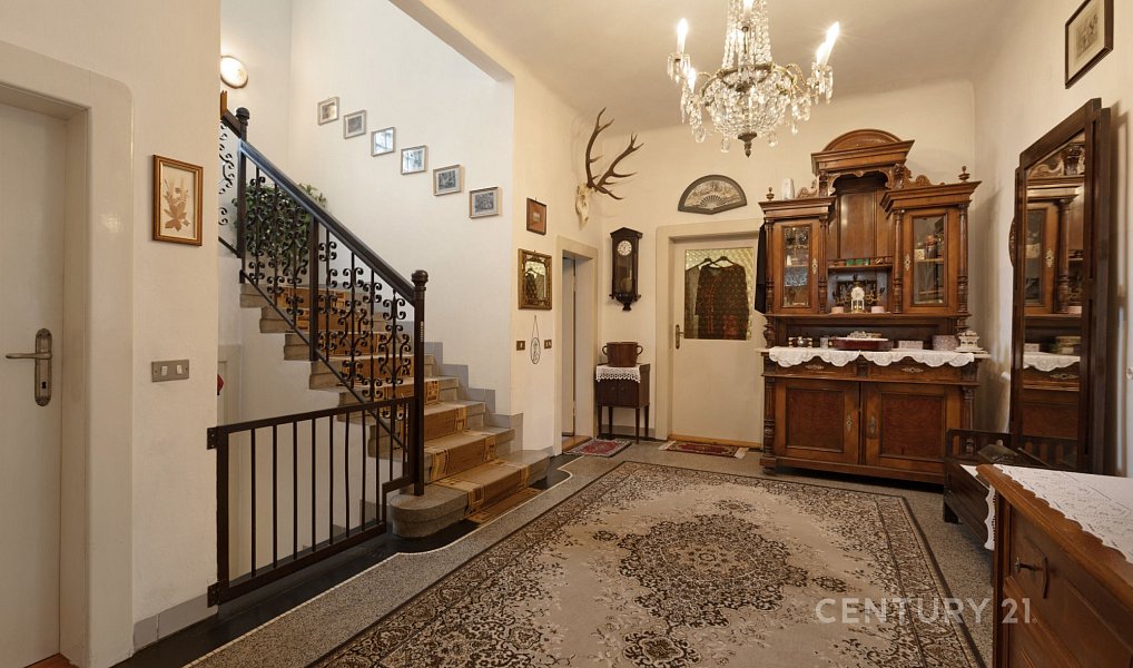 Prodej domu 215 m² s pozemkem 1 960 m², Škvorec – náhled fotky 17