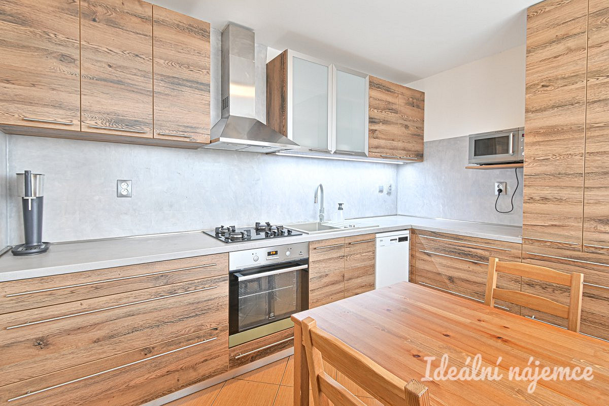 Pronájem bytu 2+1 58 m²