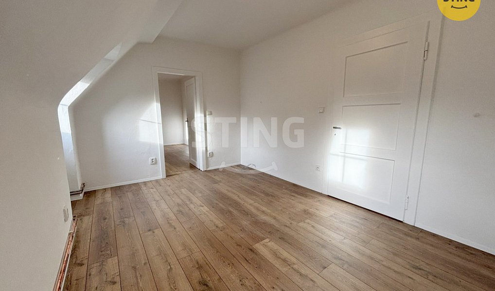 Pronájem bytu 2+1 52 m², Krnov – náhled fotky 3