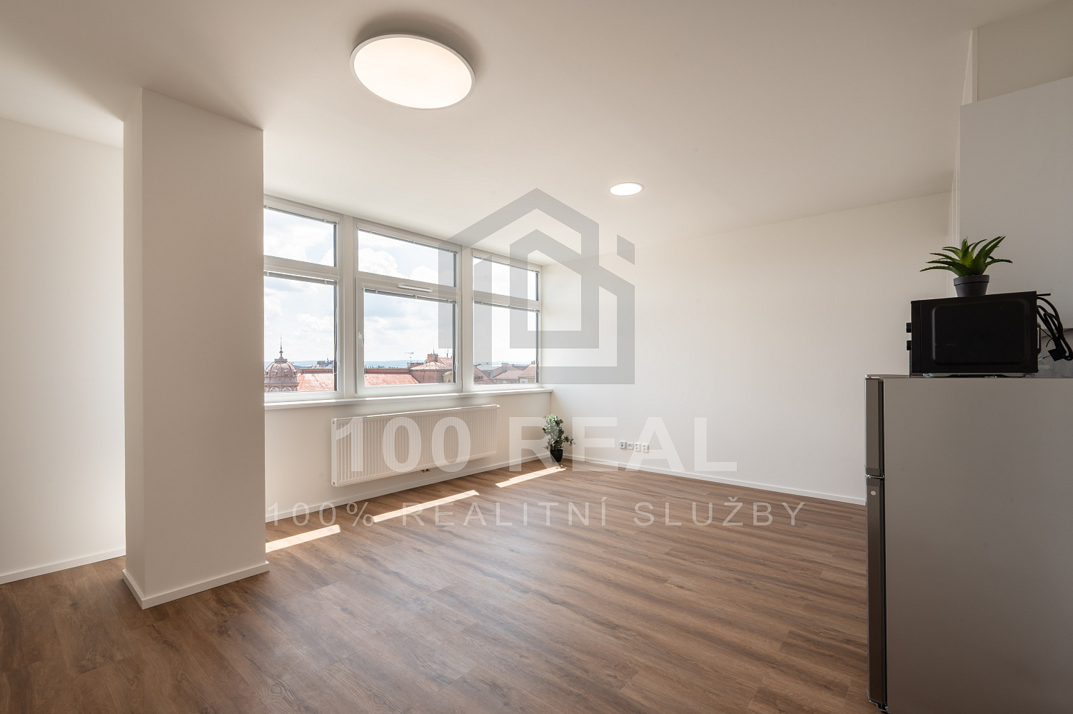 Pronájem bytu 1+kk 37 m² – fotografie 4