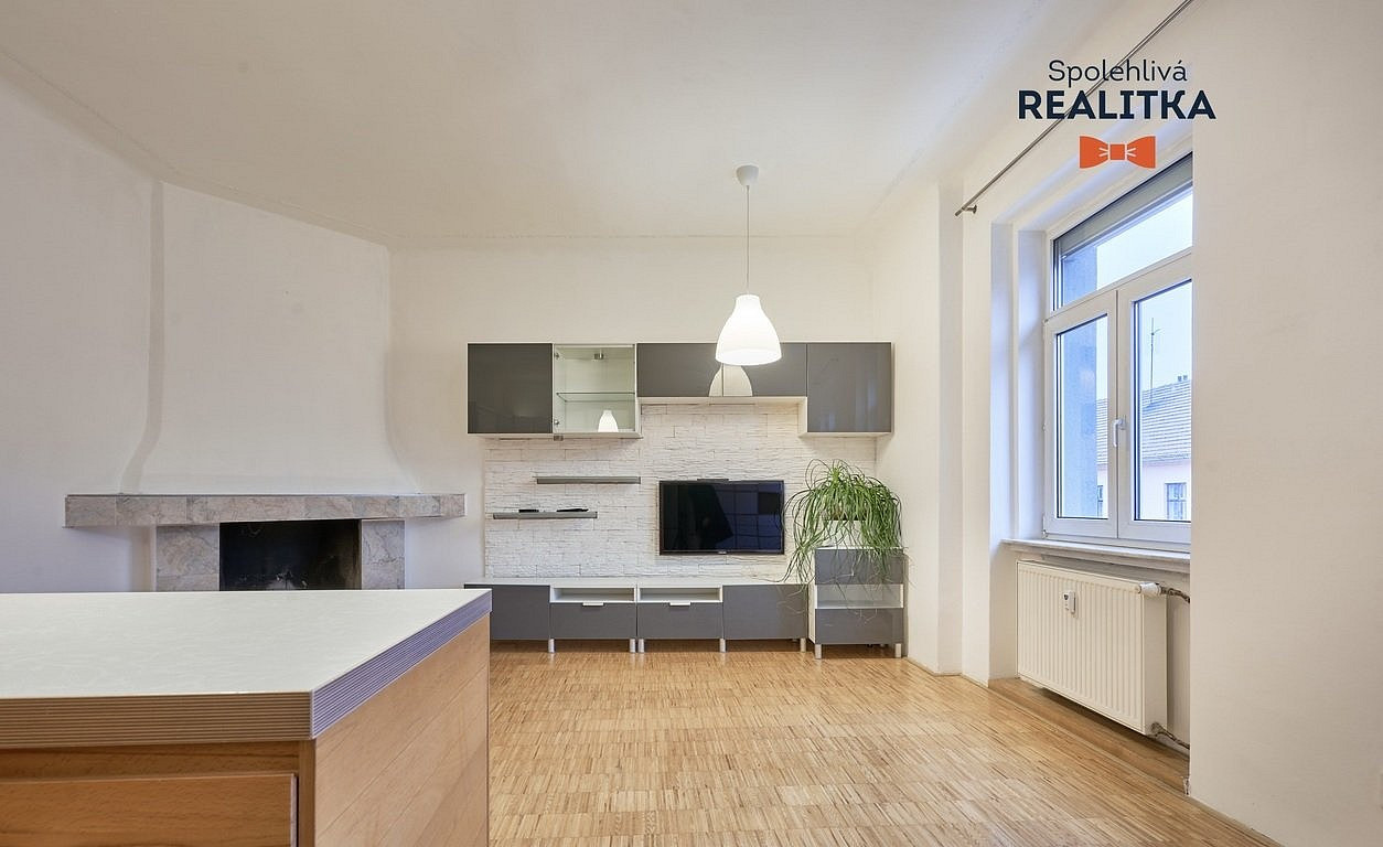 Pronájem bytu 3+kk 81 m² – fotografie 3