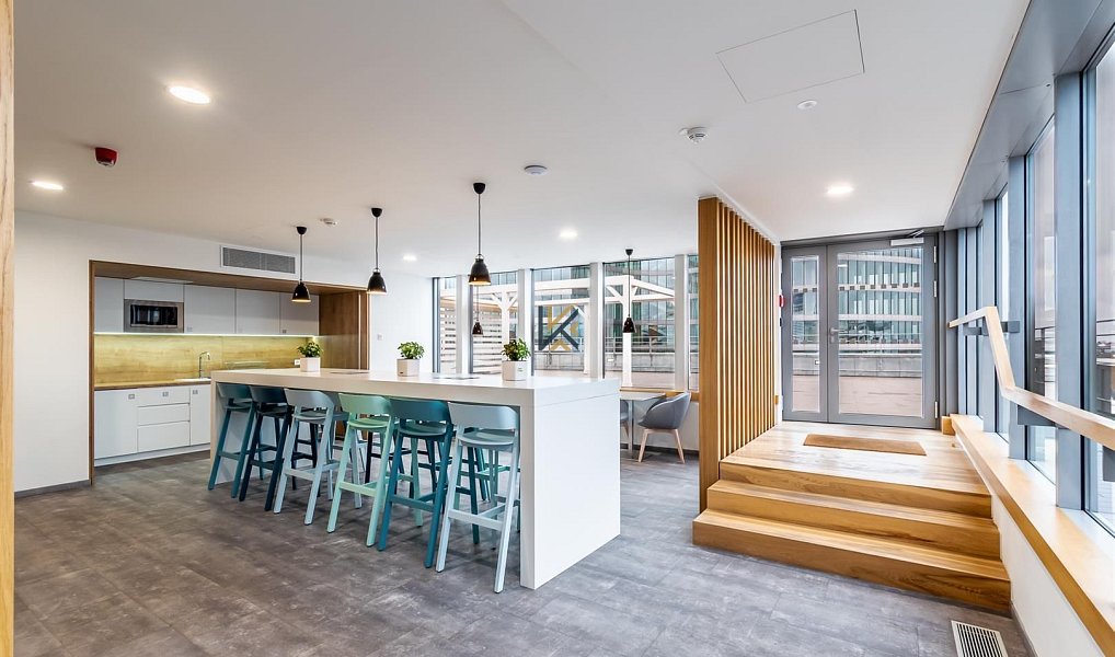 Pronájem kanceláře 1 738 m², Praha – náhled fotky 7