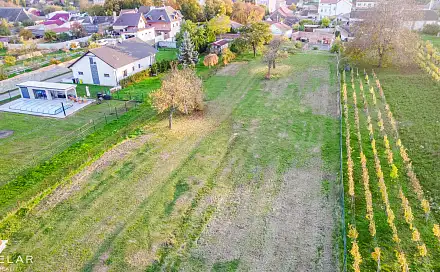 Prodej stavebního pozemku 2 376 m², Šatov, okres Znojmo