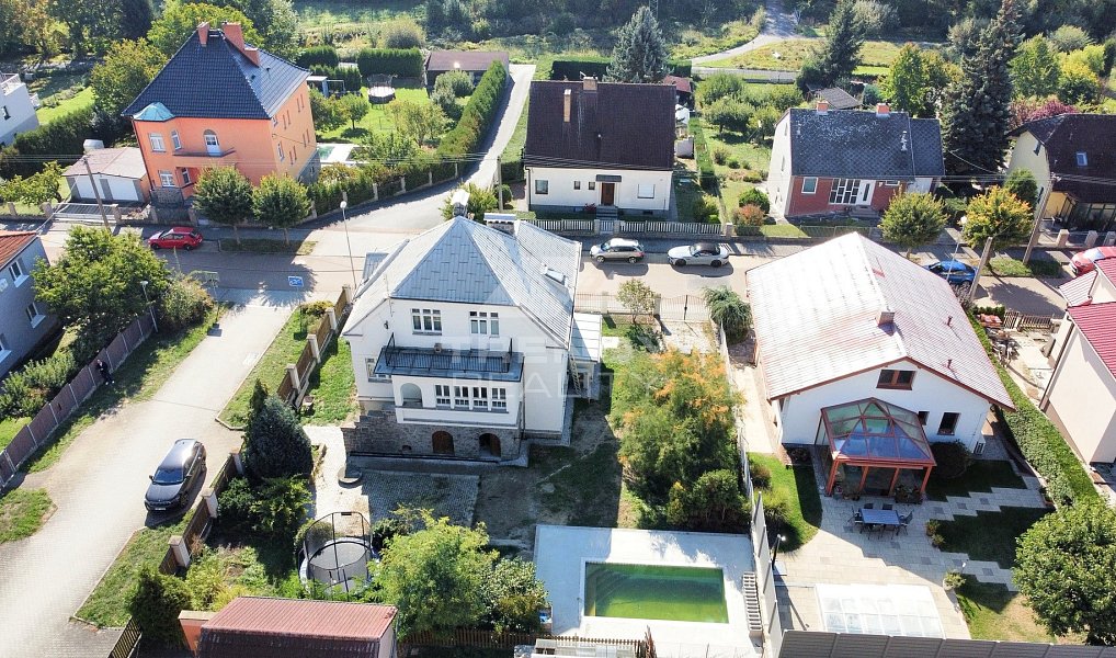 Prodej domu 306 m² s pozemkem 634 m², Plzeň – náhled fotky 6