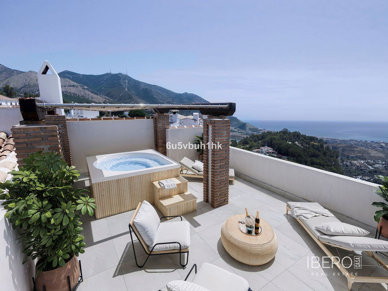 Prodej domu 366 m² s pozemkem 61 m², Mijas