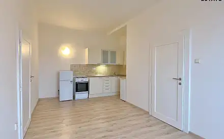 Pronájem bytu 2+kk 45 m²