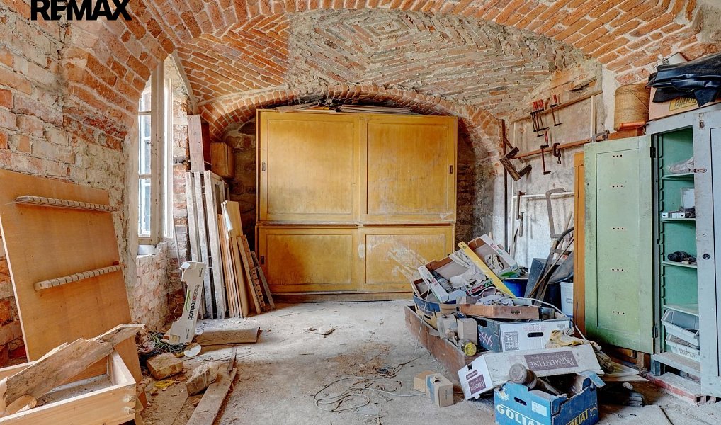 Prodej komerčního objektu (jiného typu) 1 200 m², Lomnice – náhled fotky 9