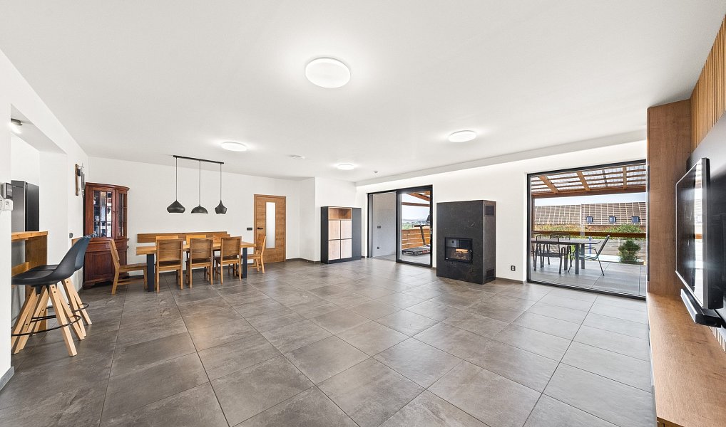 Prodej domu 148 m² s pozemkem 1 095 m², Benešov – náhled fotky 6