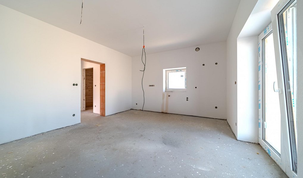 Prodej domu 125 m² s pozemkem 310 m², Stříbro – náhled fotky 23