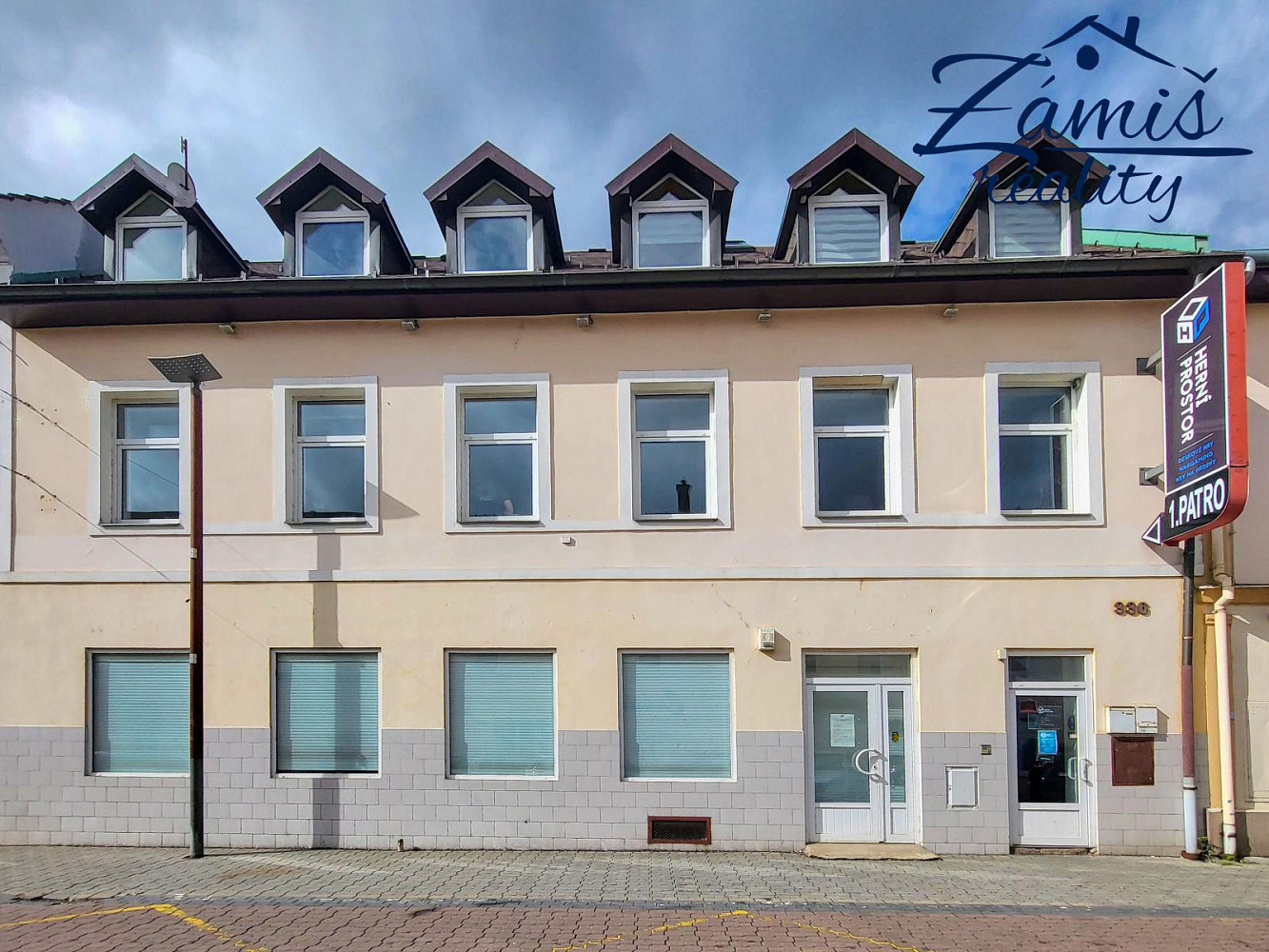 Prodej domu 400 m² s pozemkem 201 m²