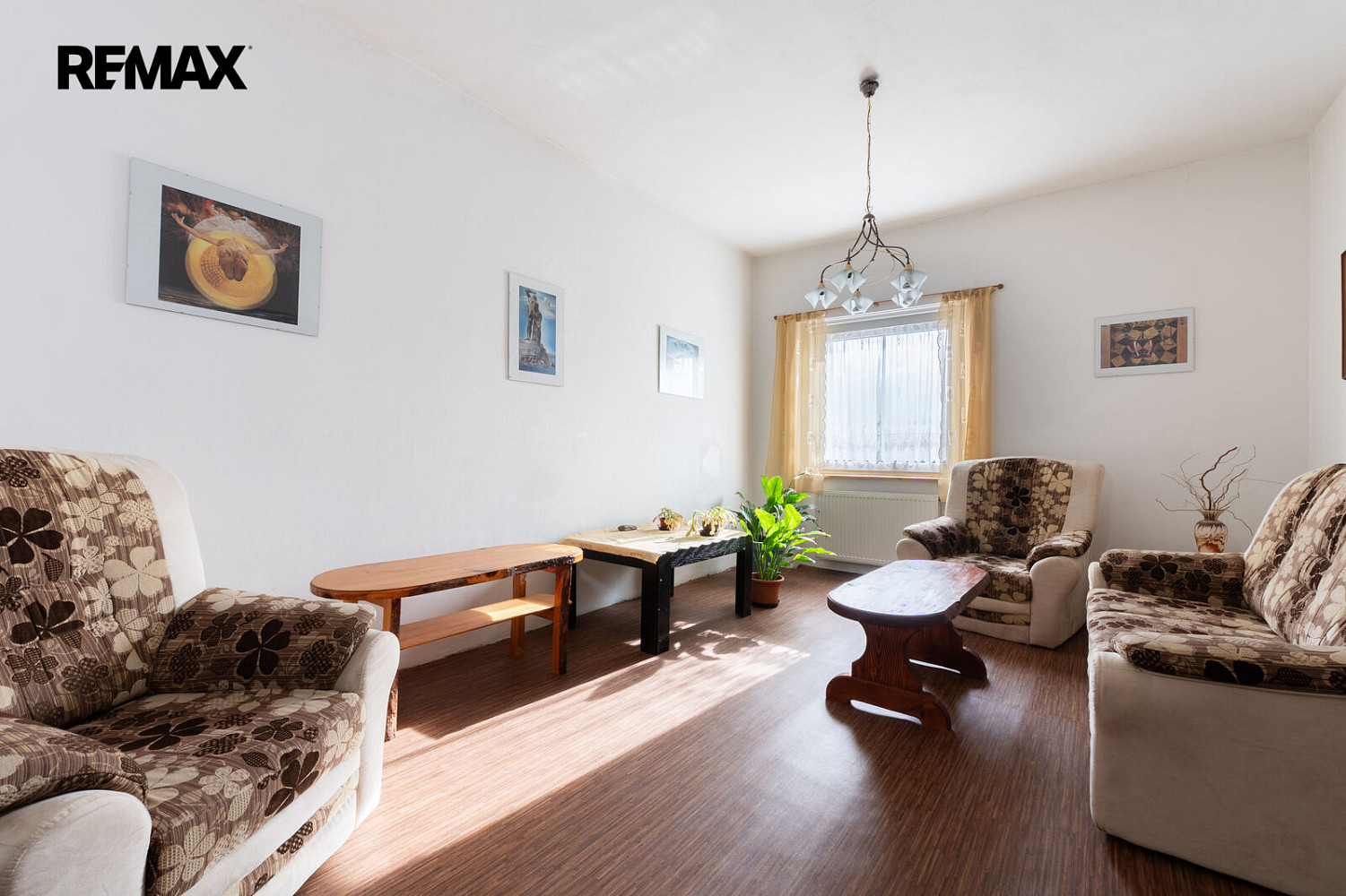 Prodej domu 207 m² s pozemkem 354 m² – fotografie 3