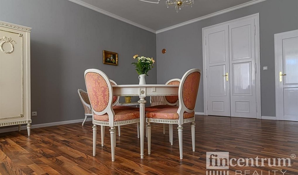 Prodej památky 800 m2 náměstí Zachariáše z Hradce, Telč, Telč – náhled fotky 16