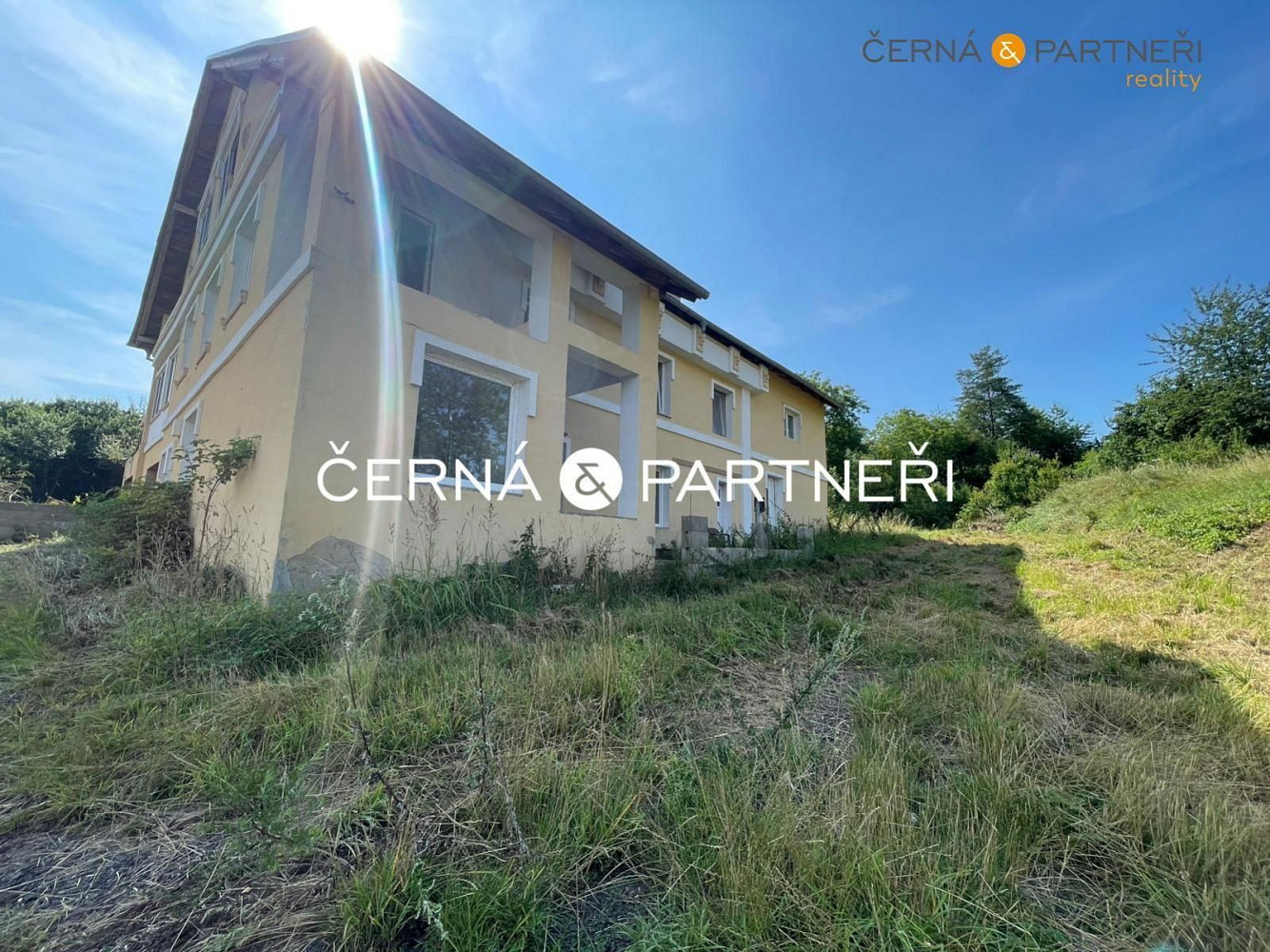 Prodej stavebního pozemku 10 857 m²