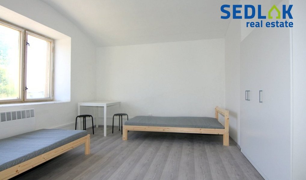 Prodej domu 173 m² s pozemkem 598 m², Odrovice – náhled fotky 9