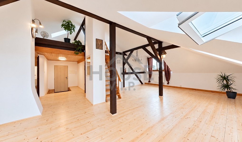 Prodej bytu 2+kk, 97 m², Lobeček, Mělník, Kralupy nad Vltavou
