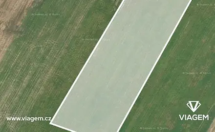 Prodej pole 2 294 m², Uhersko, okres Pardubice