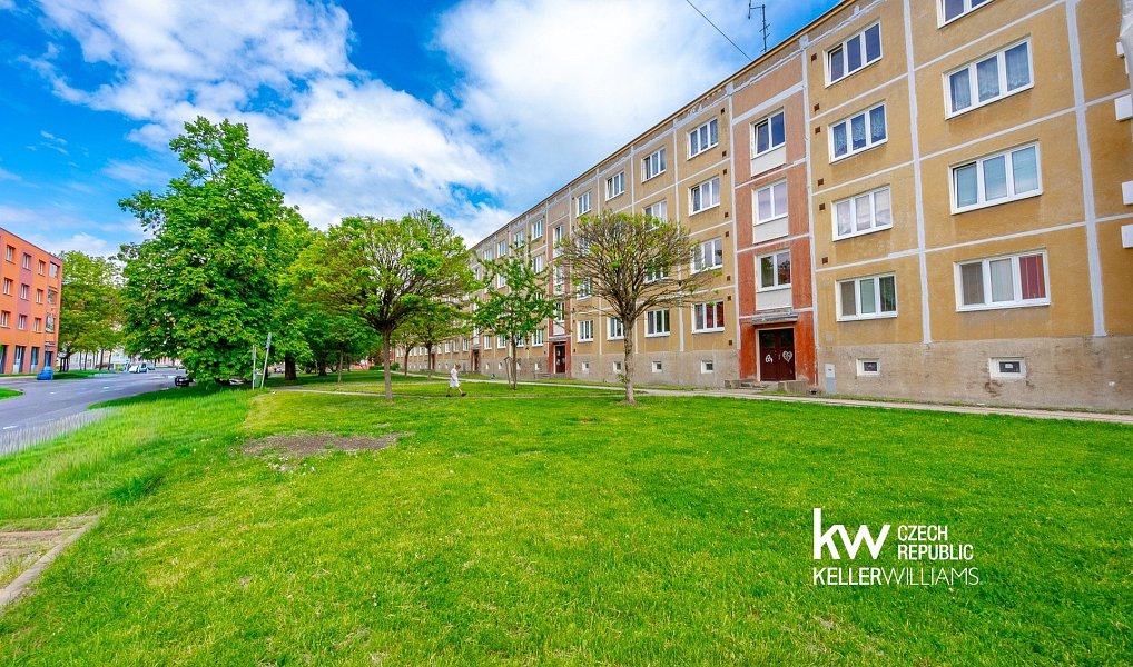 Prodej bytu 2+1 53 m², Bílina – náhled fotky 25