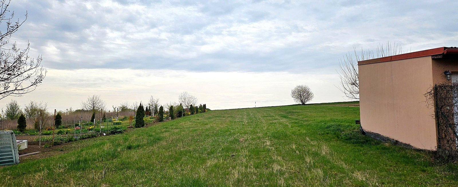 Prodej stavebního pozemku 1 606 m² – fotografie 5