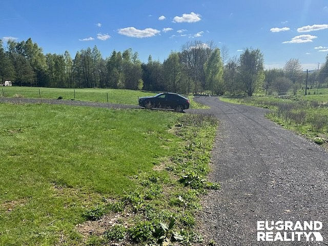 Prodej stavebního pozemku 1 366 m² – fotografie 2